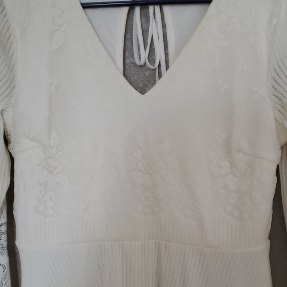 Dress - Picture 3 of 5